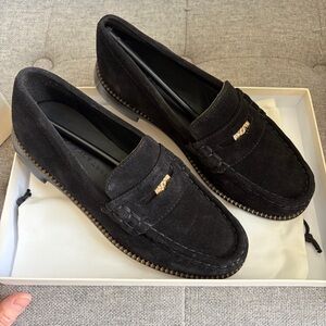 Freda Salvador Elba loafers black suede size 7 new in box